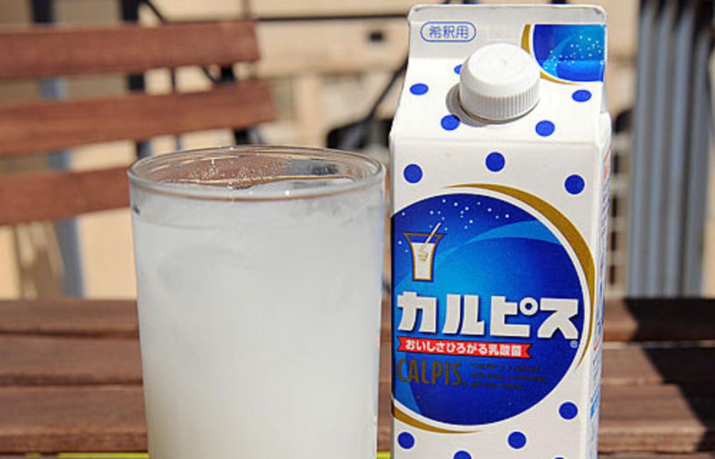 一瓶酸酸甜甜的可尔必思，凭什么畅销百年？
